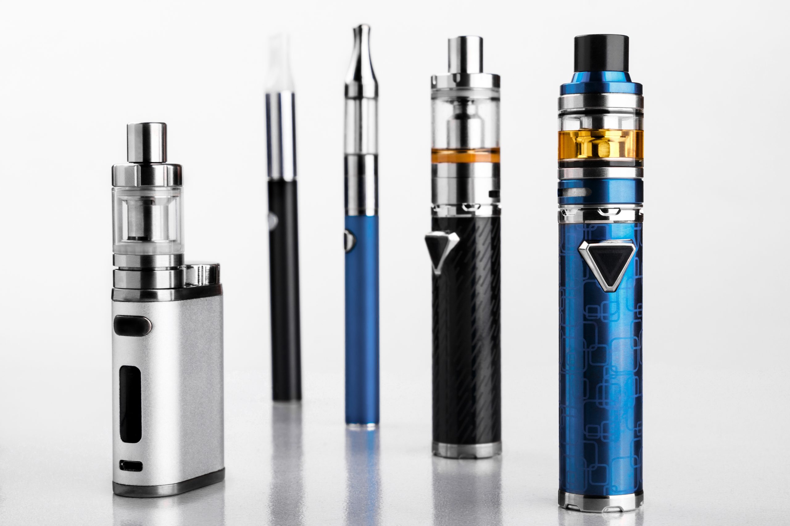 Reasons Your Vape Battery May be Blinking (and What it Means to Hit a  Blinker) - O2VAPE